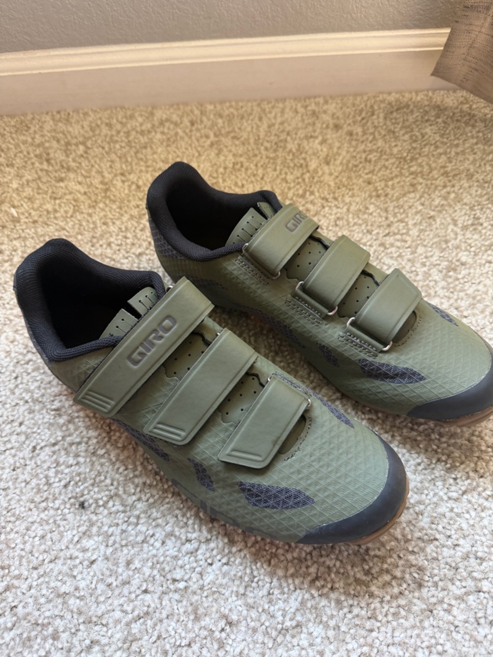 Giro Olive Green Three-Strap Ranger Cycling Shoes - Size 45 (M11)